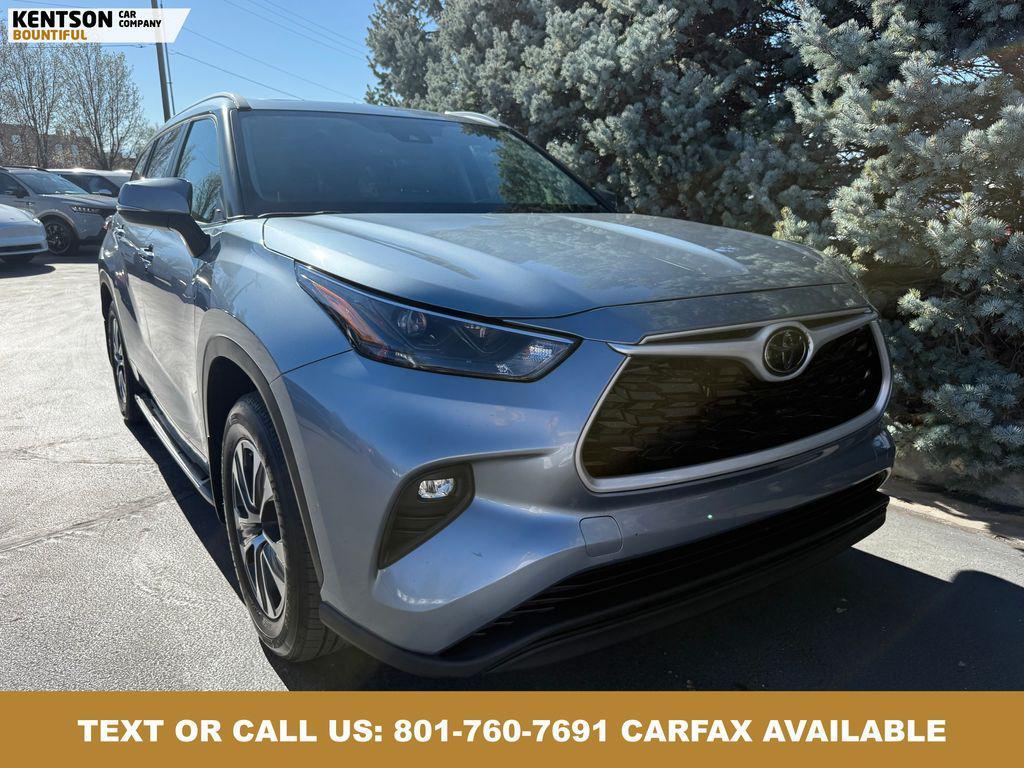 used 2024 Toyota Highlander car, priced at $39,045