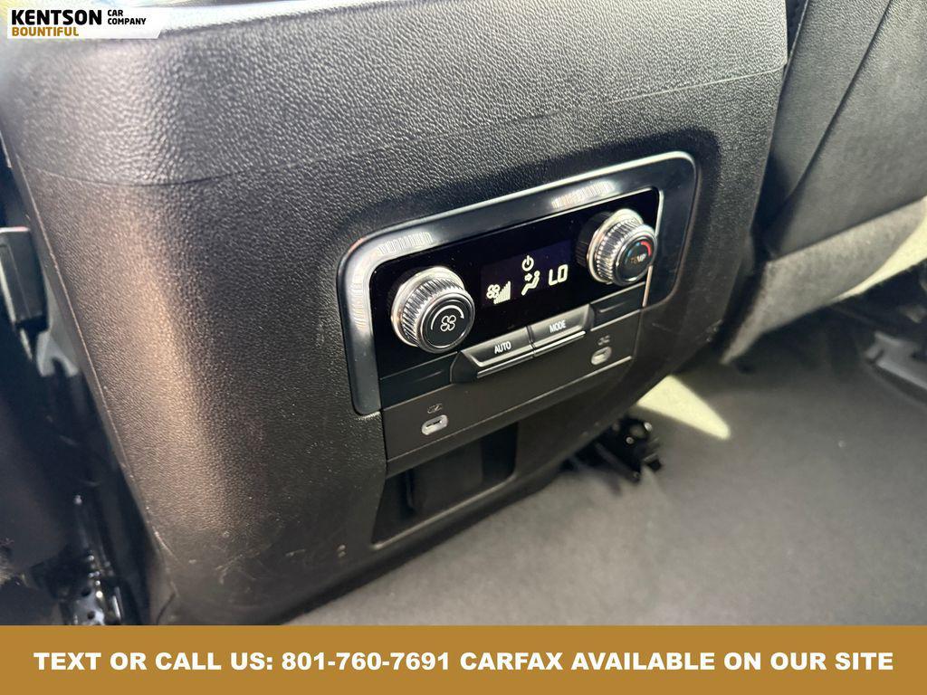 used 2024 GMC Yukon car, priced at $50,950