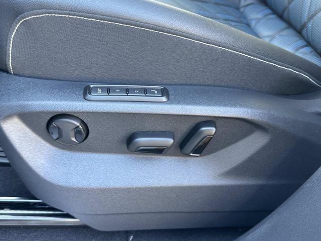 new 2026 Volkswagen Atlas Cross Sport car, priced at $56,936