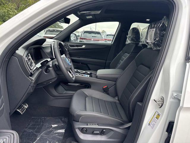 new 2026 Volkswagen Atlas Cross Sport car, priced at $53,765