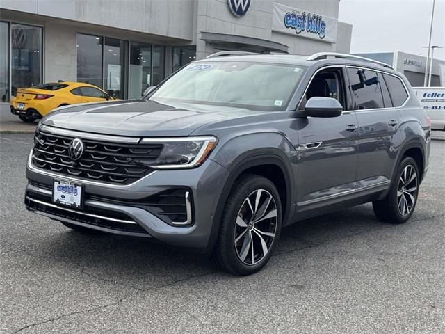 used 2024 Volkswagen Atlas car, priced at $38,407