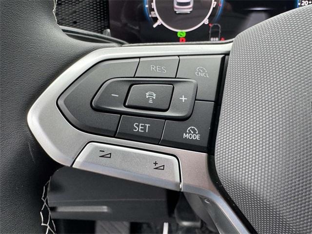 new 2025 Volkswagen Tiguan car, priced at $38,276