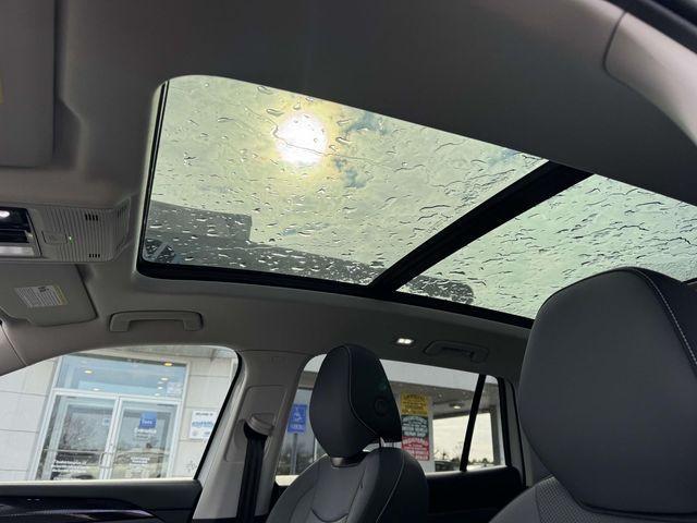 used 2025 Volkswagen Tiguan car, priced at $32,287