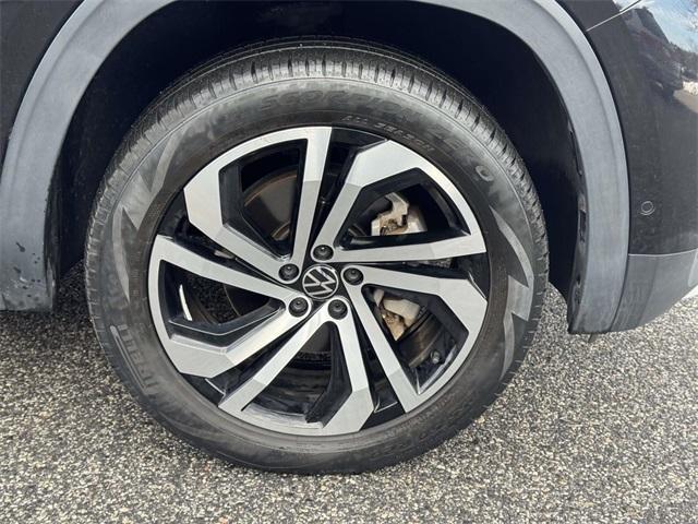 used 2021 Volkswagen Atlas Cross Sport car, priced at $21,452