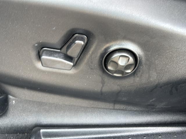 new 2026 Chrysler Pacifica car, priced at $41,145