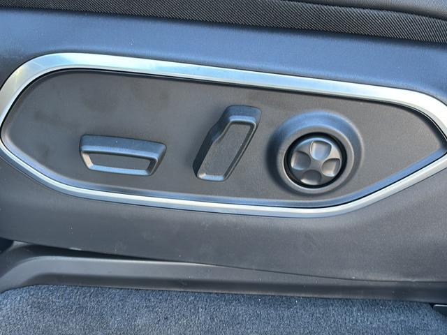 new 2026 Jeep Grand Wagoneer car, priced at $76,817