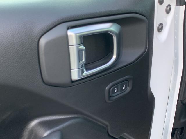 new 2026 Jeep Gladiator car, priced at $43,170