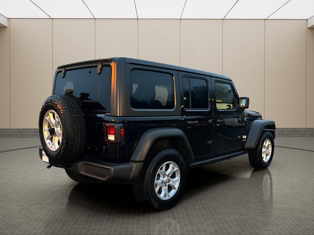 used 2021 Jeep Wrangler Unlimited car, priced at $26,194
