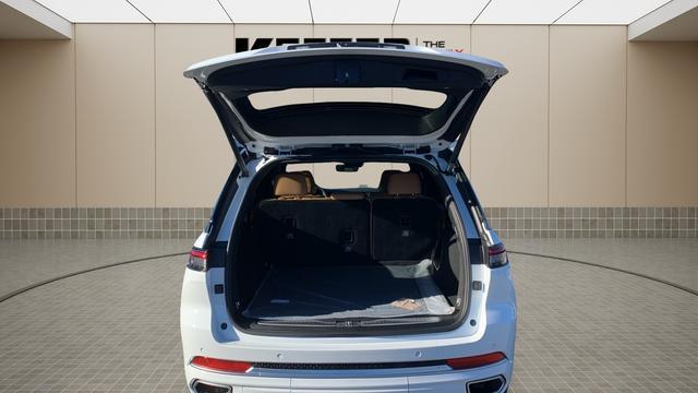 new 2025 Jeep Grand Cherokee car, priced at $59,785