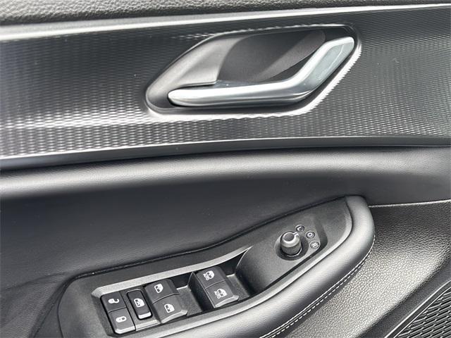 used 2025 Jeep Grand Cherokee car, priced at $32,491