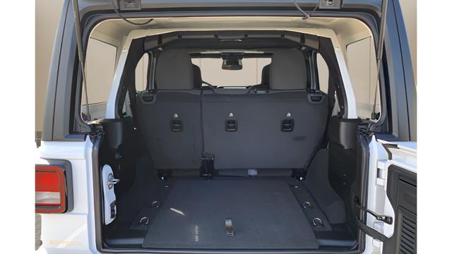 new 2026 Jeep Wrangler car, priced at $43,410