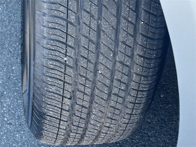 new 2026 Chrysler Pacifica car, priced at $41,655