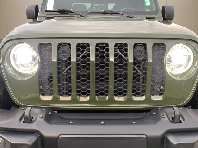 used 2021 Jeep Gladiator car, priced at $22,972