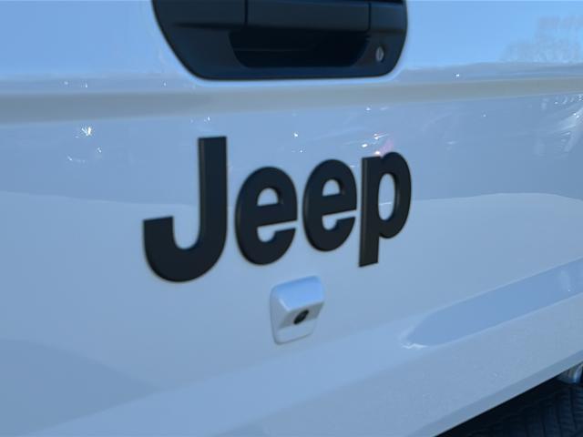 new 2026 Jeep Gladiator car, priced at $49,655
