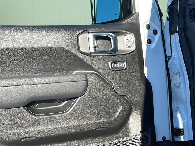 new 2026 Jeep Gladiator car, priced at $49,655