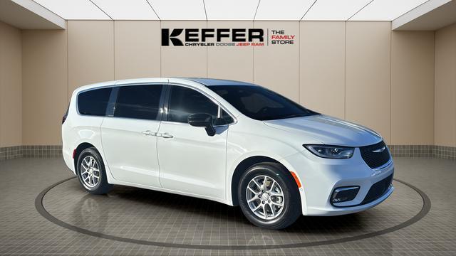 new 2026 Chrysler Pacifica car, priced at $41,145