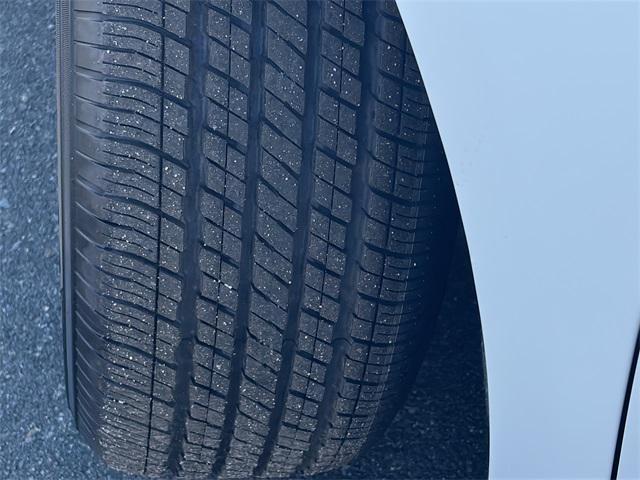 new 2026 Chrysler Pacifica car, priced at $40,645