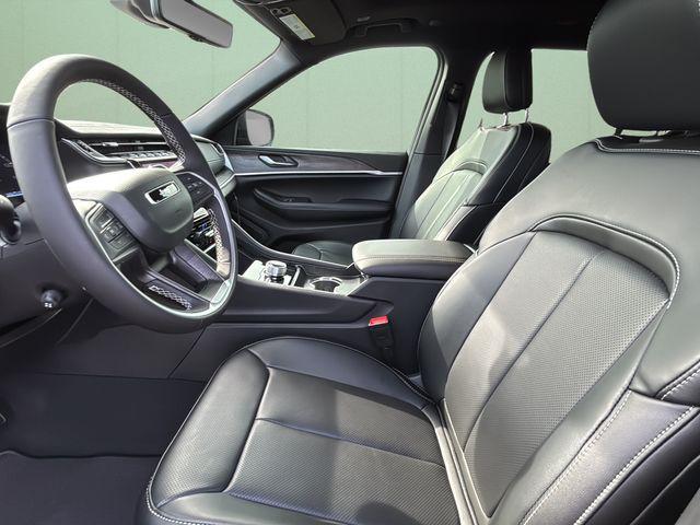 new 2025 Jeep Grand Cherokee L car, priced at $51,005