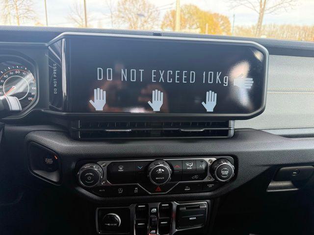 new 2026 Jeep Wrangler car, priced at $42,985