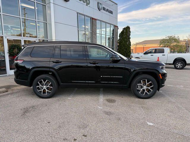 new 2025 Jeep Grand Cherokee L car, priced at $41,841
