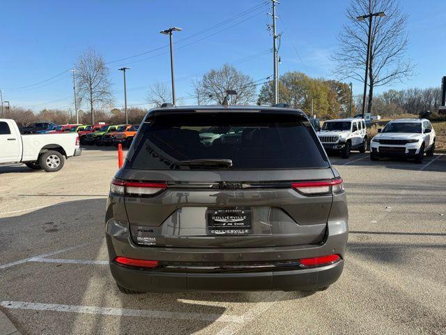 new 2025 Jeep Grand Cherokee car, priced at $41,647