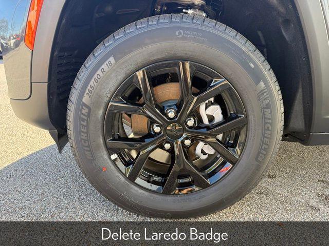 new 2025 Jeep Grand Cherokee car, priced at $43,572