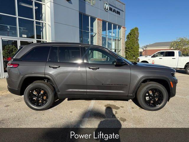 new 2025 Jeep Grand Cherokee car, priced at $43,572