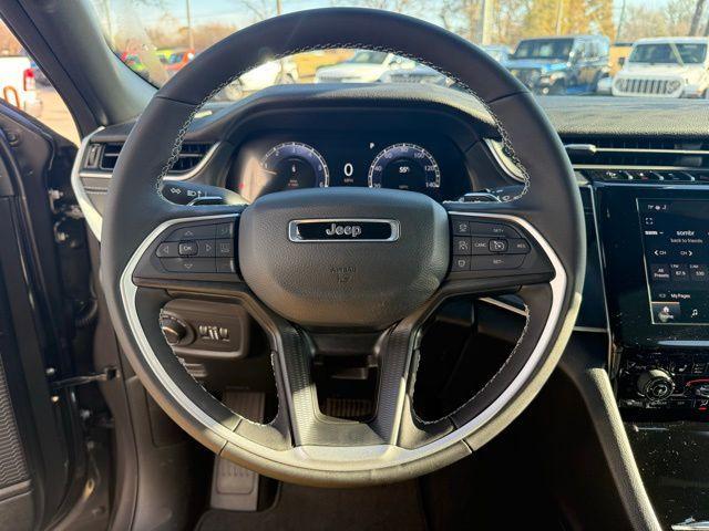 new 2025 Jeep Grand Cherokee car, priced at $41,647
