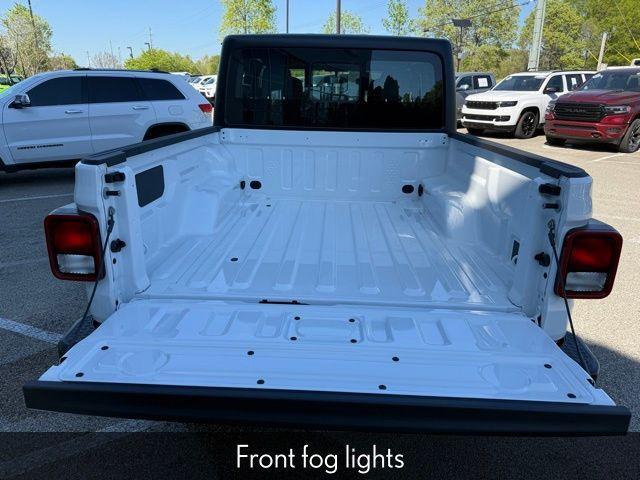 new 2025 Jeep Gladiator car, priced at $41,313