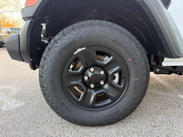 new 2026 Jeep Wrangler car, priced at $39,995