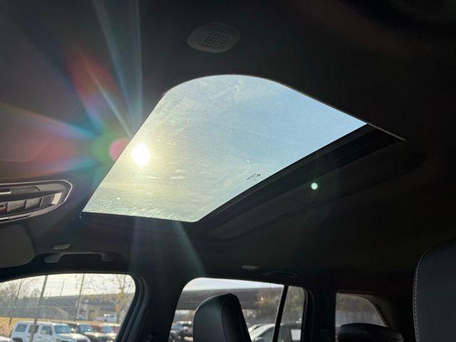 new 2025 Jeep Grand Cherokee car, priced at $39,722