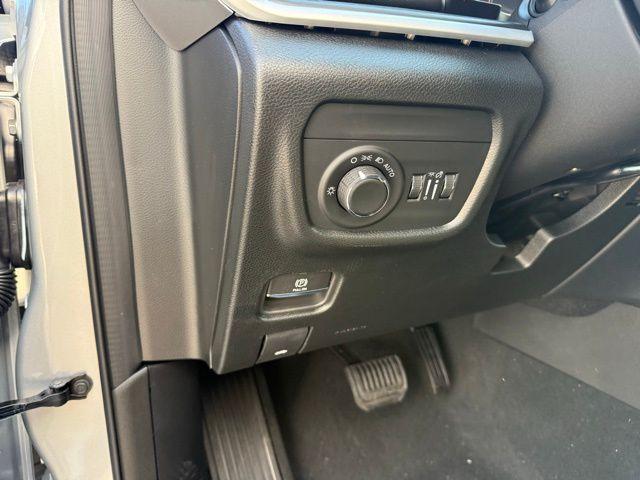 new 2025 Jeep Grand Cherokee car, priced at $39,722