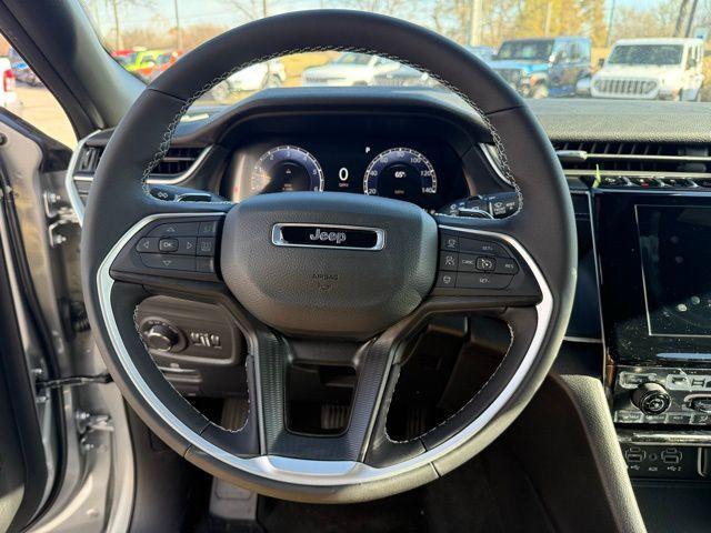 new 2025 Jeep Grand Cherokee car, priced at $39,722