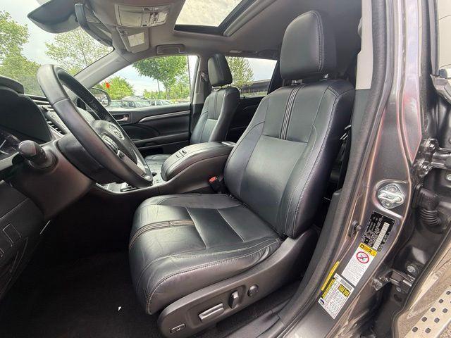 used 2018 Toyota Highlander car, priced at $18,761