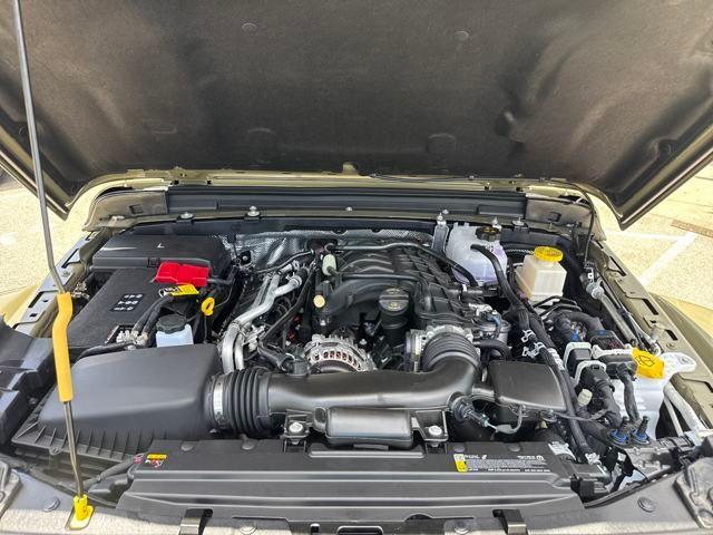 new 2025 Jeep Gladiator car, priced at $65,381