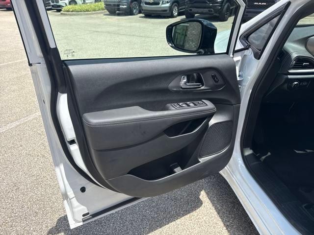 new 2025 Chrysler Pacifica car, priced at $49,545