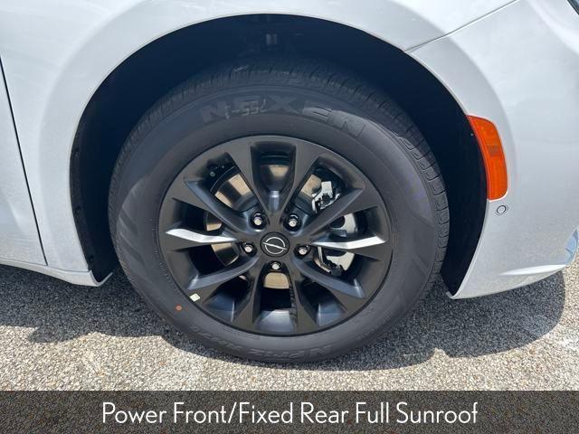 new 2025 Chrysler Pacifica car, priced at $48,161