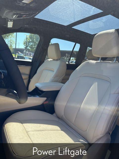 new 2025 Jeep Grand Cherokee car, priced at $44,213