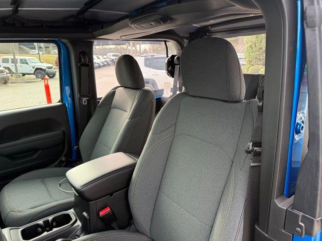 new 2026 Jeep Wrangler car, priced at $39,387