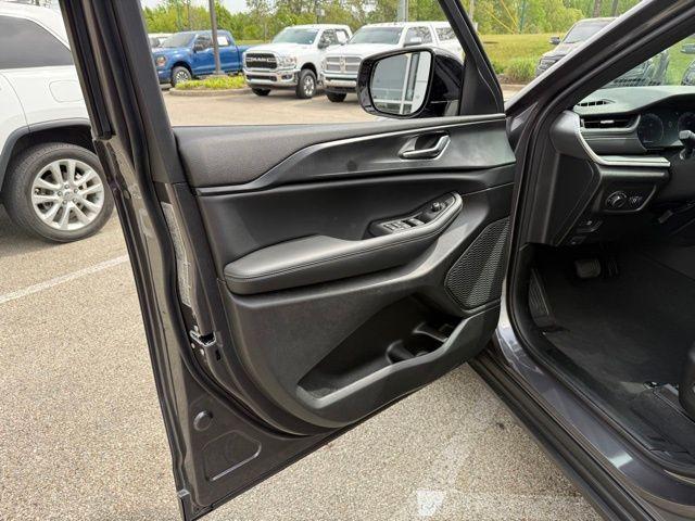 new 2025 Jeep Grand Cherokee L car, priced at $45,358