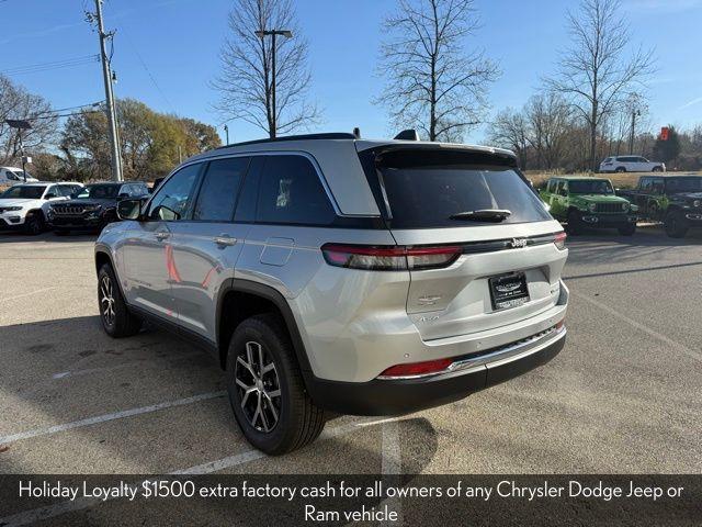 new 2025 Jeep Grand Cherokee car, priced at $47,249