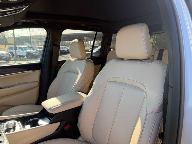 new 2025 Jeep Grand Cherokee car, priced at $44,499