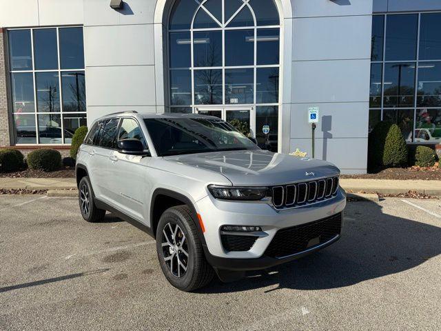 new 2025 Jeep Grand Cherokee car, priced at $44,499