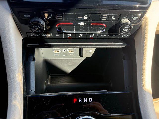 new 2025 Jeep Grand Cherokee L car, priced at $41,270