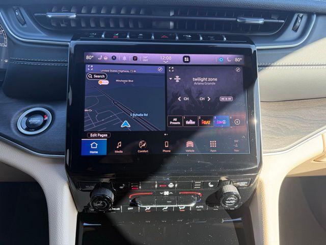 new 2025 Jeep Grand Cherokee L car, priced at $41,270