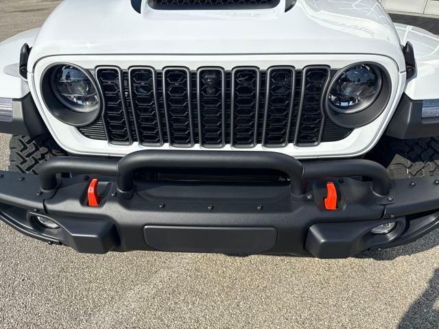 new 2025 Jeep Gladiator car, priced at $58,189