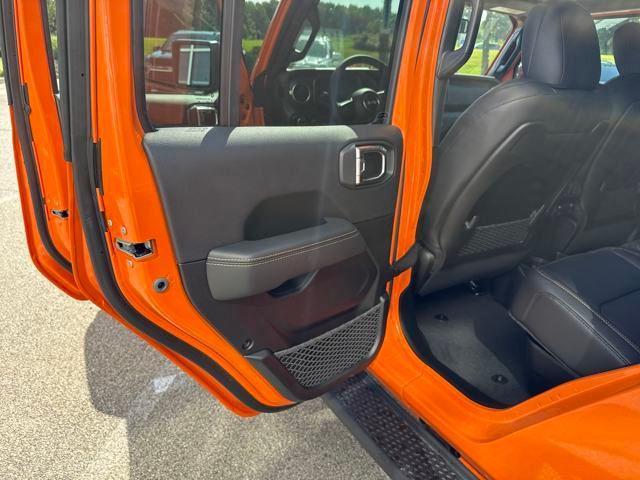 new 2025 Jeep Gladiator car, priced at $47,250