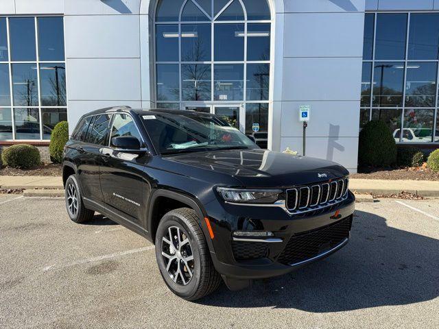 new 2025 Jeep Grand Cherokee car, priced at $44,499