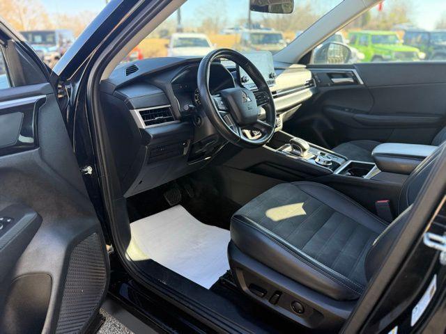 used 2024 Mitsubishi Outlander car, priced at $22,897