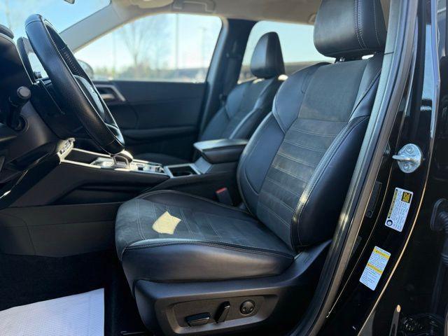 used 2024 Mitsubishi Outlander car, priced at $22,897